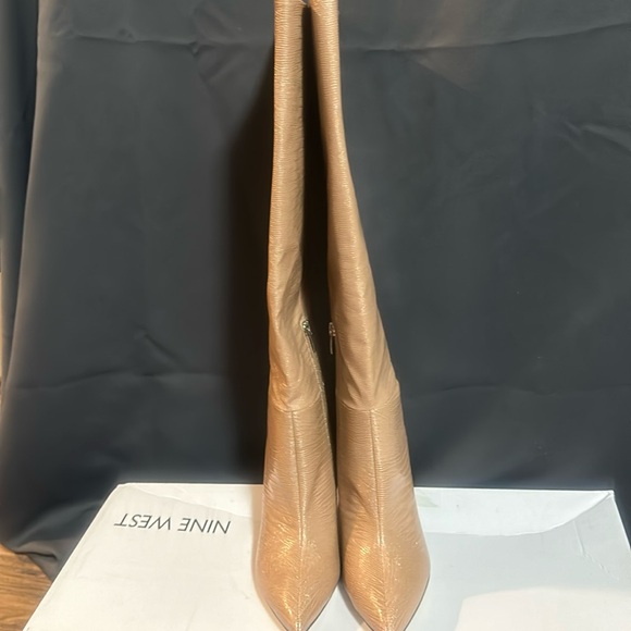 NINE WEST RICHY3 HEELED BOOTS: MEDIUM NATURAL: NEW IN BOX: SIZE 7.5 - Picture 3 of 5